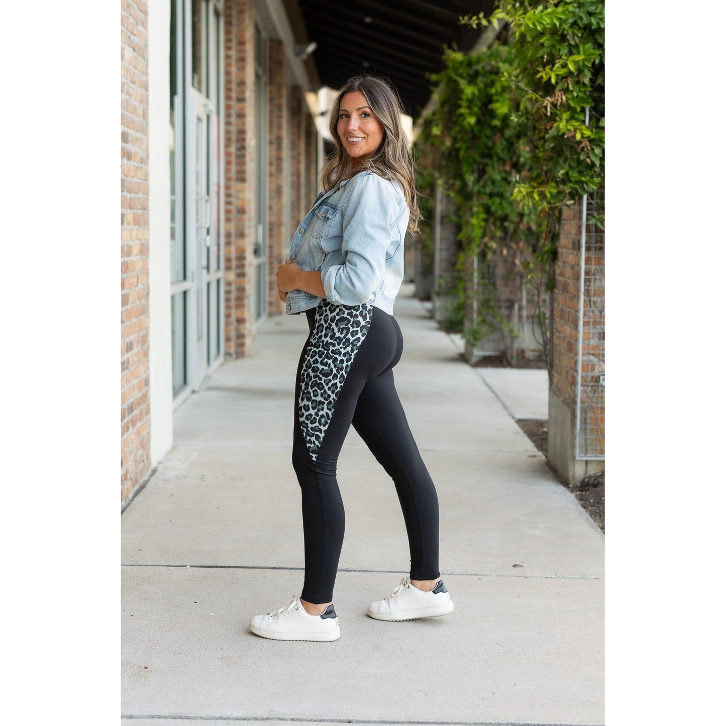 Ready to Ship | The Sabrina - Snow Leopard Panel Leggings