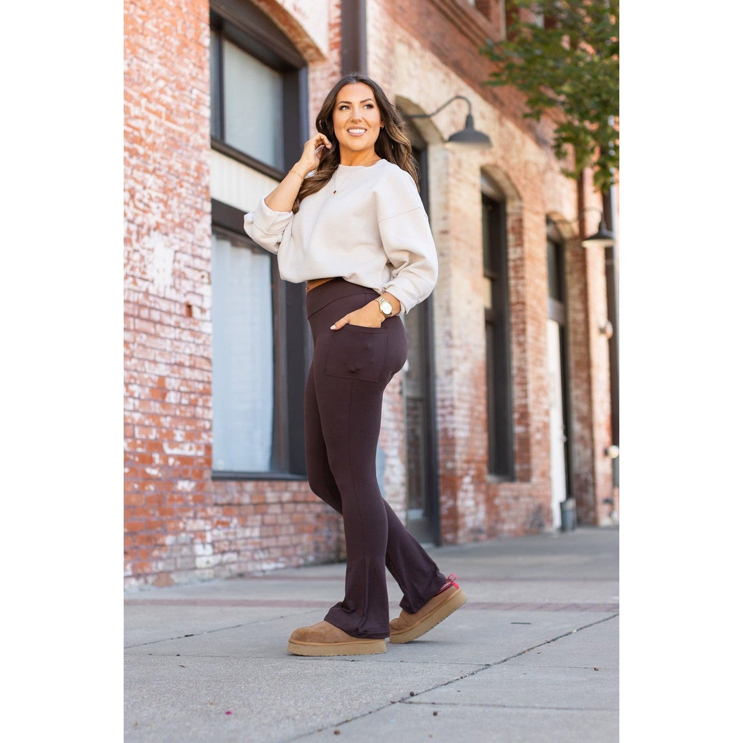 Ready to Ship | The Brandy - Brown Flare Leggings WITH POCKETS*