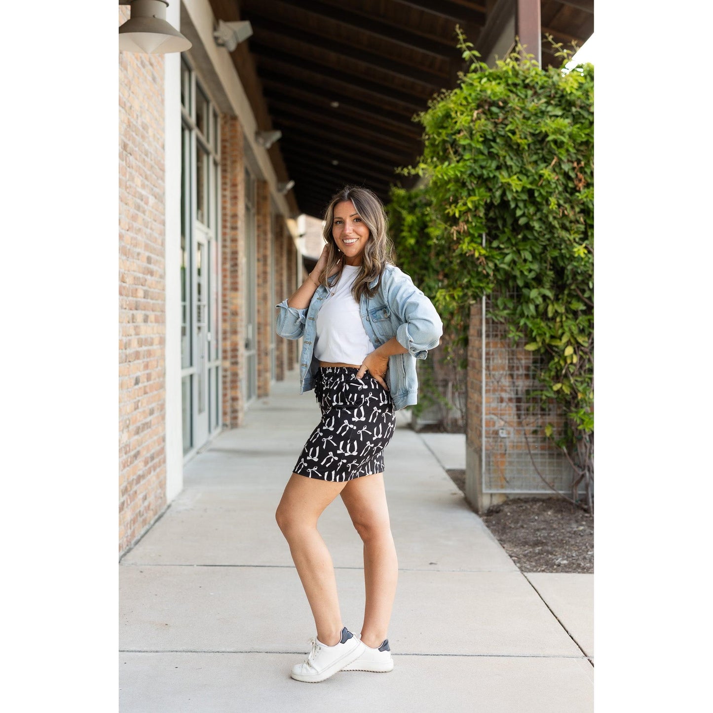 The Millie: White Bow Jogger Skirt