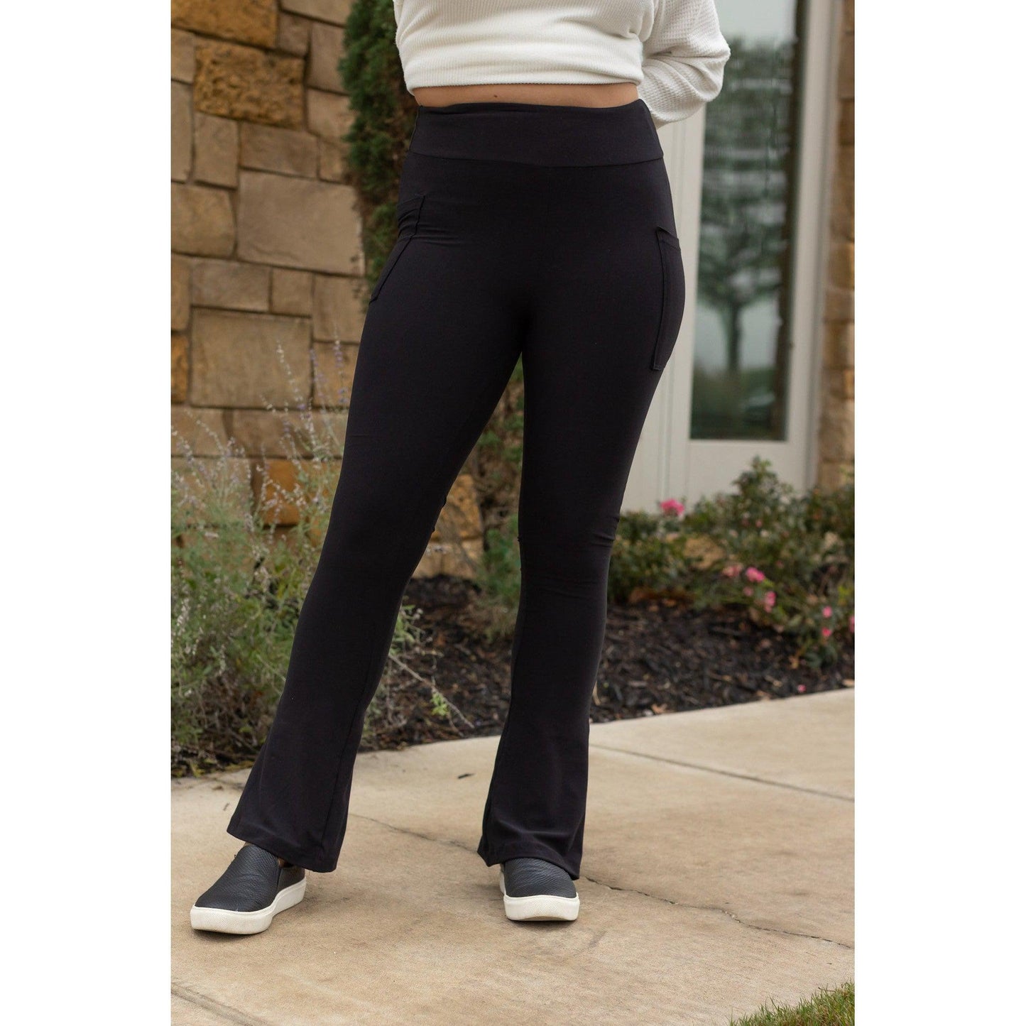 PreOrder  | The Fiona - Black Flare Leggings WITH POCKETS