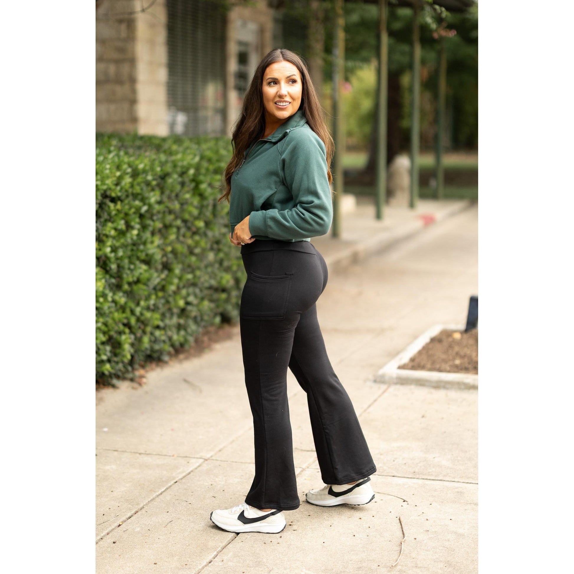 Julia Rose Charlotte Fleece Bootcut Leggings with pockets and high waistband. Buttery soft fleece bootcut leggings for women by Julia Rose.