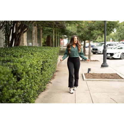 Julia Rose Charlotte Fleece Bootcut Leggings with pockets and high waistband. Buttery soft fleece bootcut leggings for women by Julia Rose.