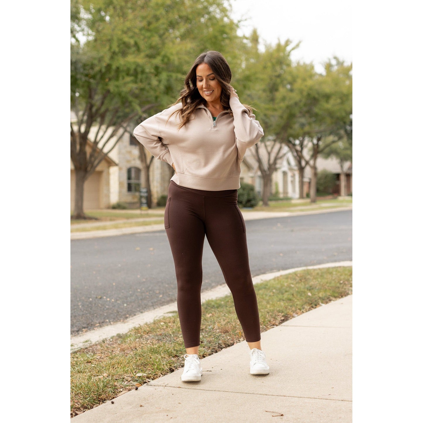 Ready to Ship | The Belle - Brown FLEECE Full Length Leggings with Pockets*