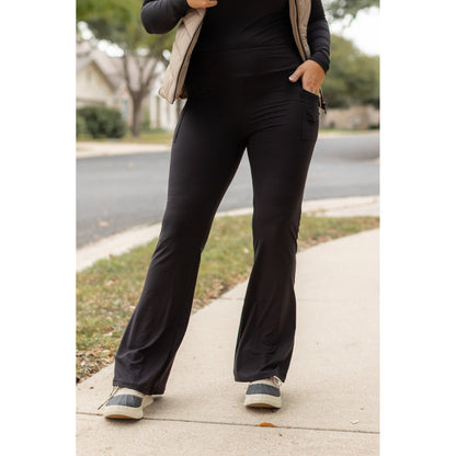 Ready to Ship | The Vanessa - 30 inch Black Bootcut Leggings