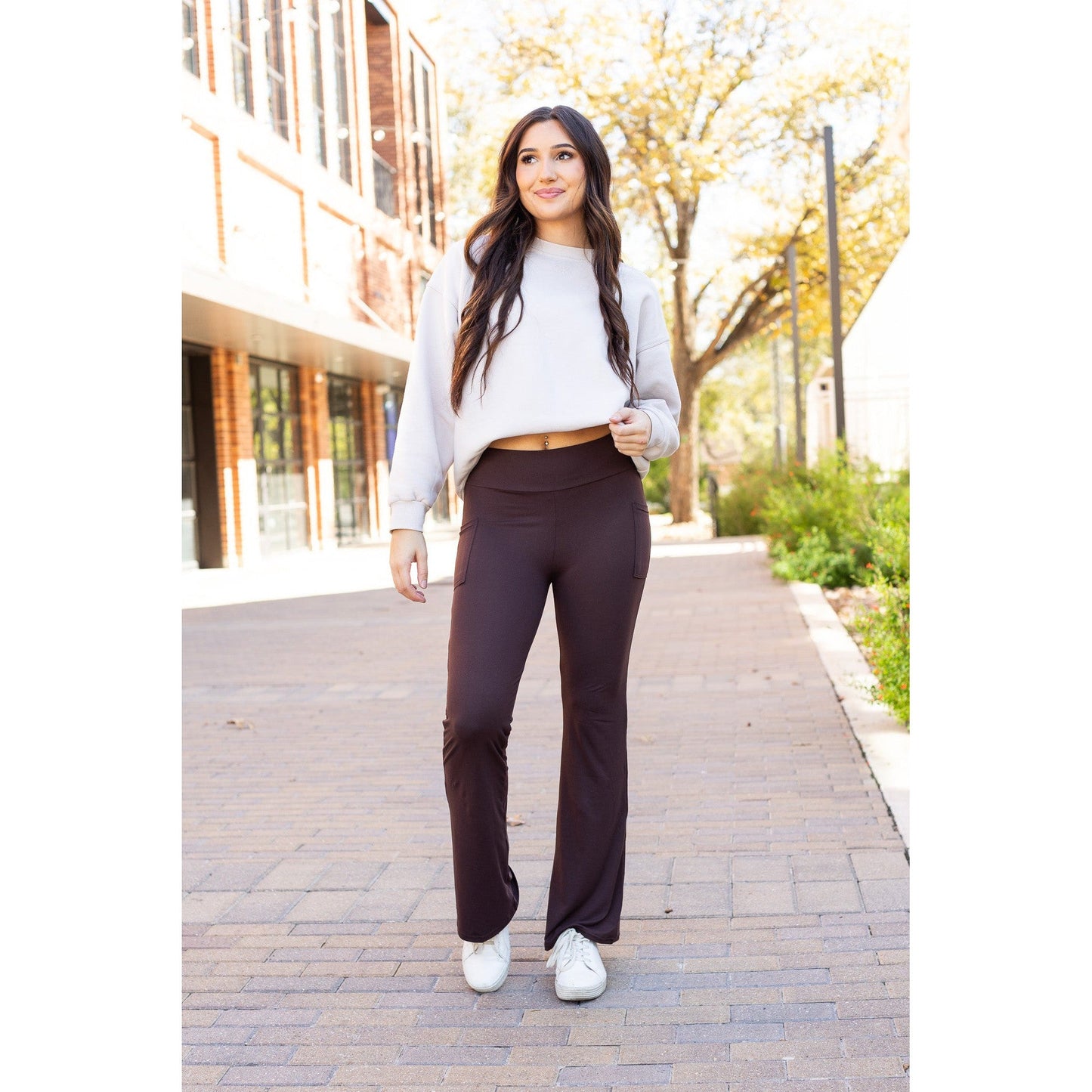 Ready to Ship | The Rhea - BROWN Bootcut Leggings with Pockets