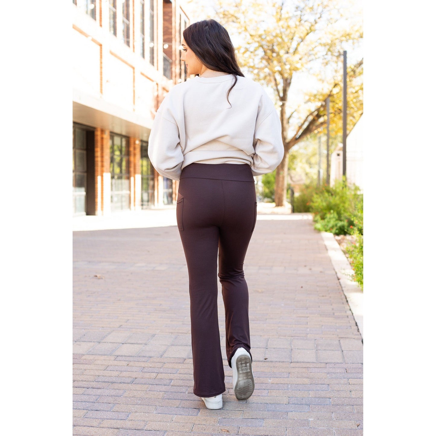 Ready to Ship | The Rhea - BROWN Bootcut Leggings with Pockets