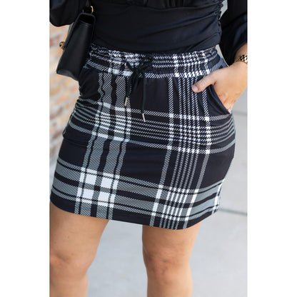 Ready to Ship  | The Amelia - Black And White Plaid Jogger Skirt