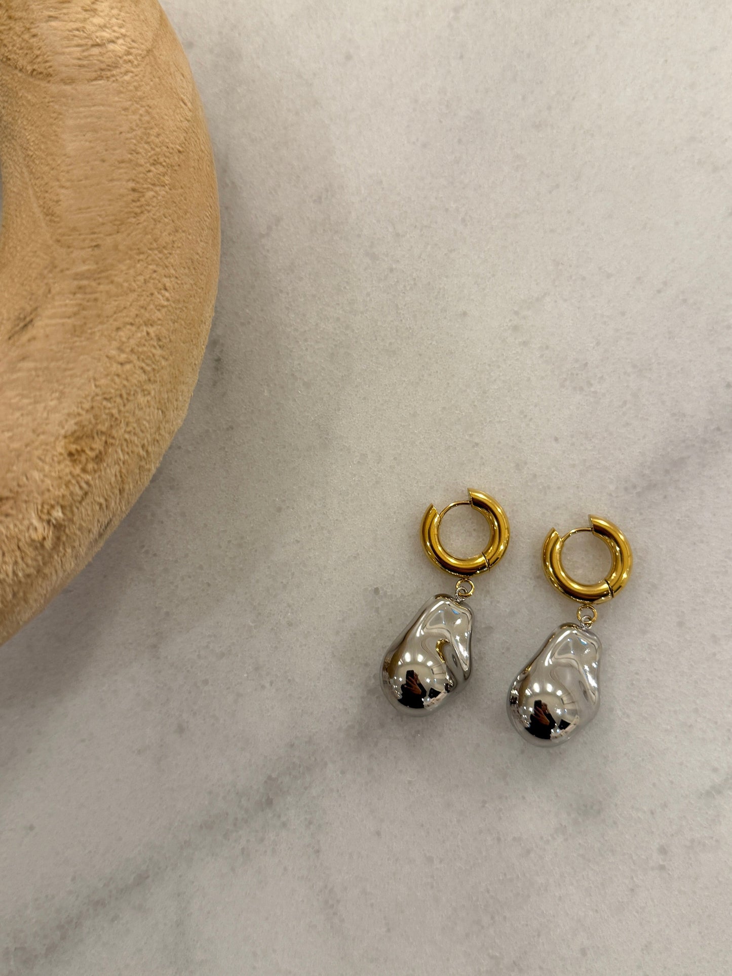 TWO TONED SADIE EARRINGS